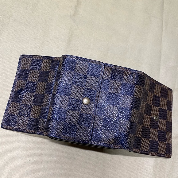 Louis Vuitton wallet - Picture 5 of 11